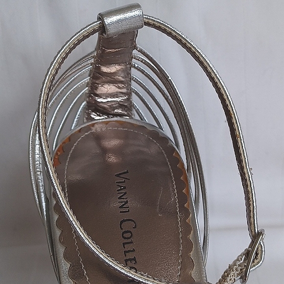 Vianni Collection Silver Leather Strappy Heels- Sz. 7 - Picture 6 of 14